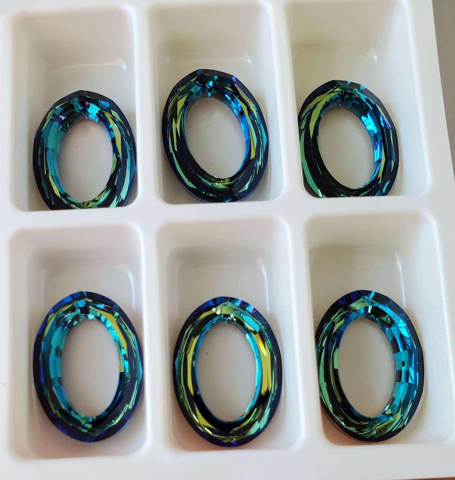 Swarovski 4137 22x16mm Cosmic Oval, Bermuda Blue (1pc)