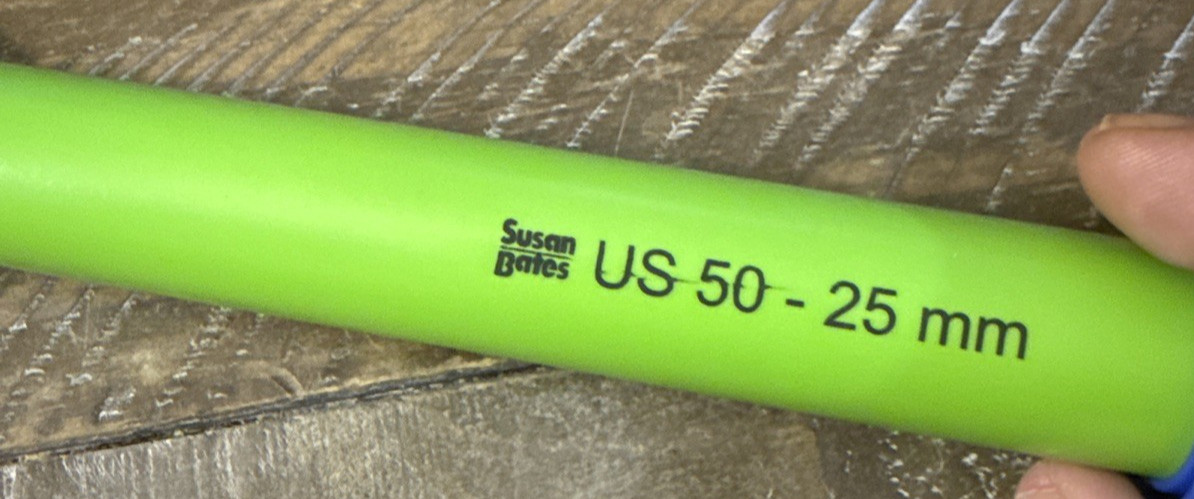Susan Bates Plastic Knitting Needles 50-25mm-Brand New-SHIPS N 24 HOURS