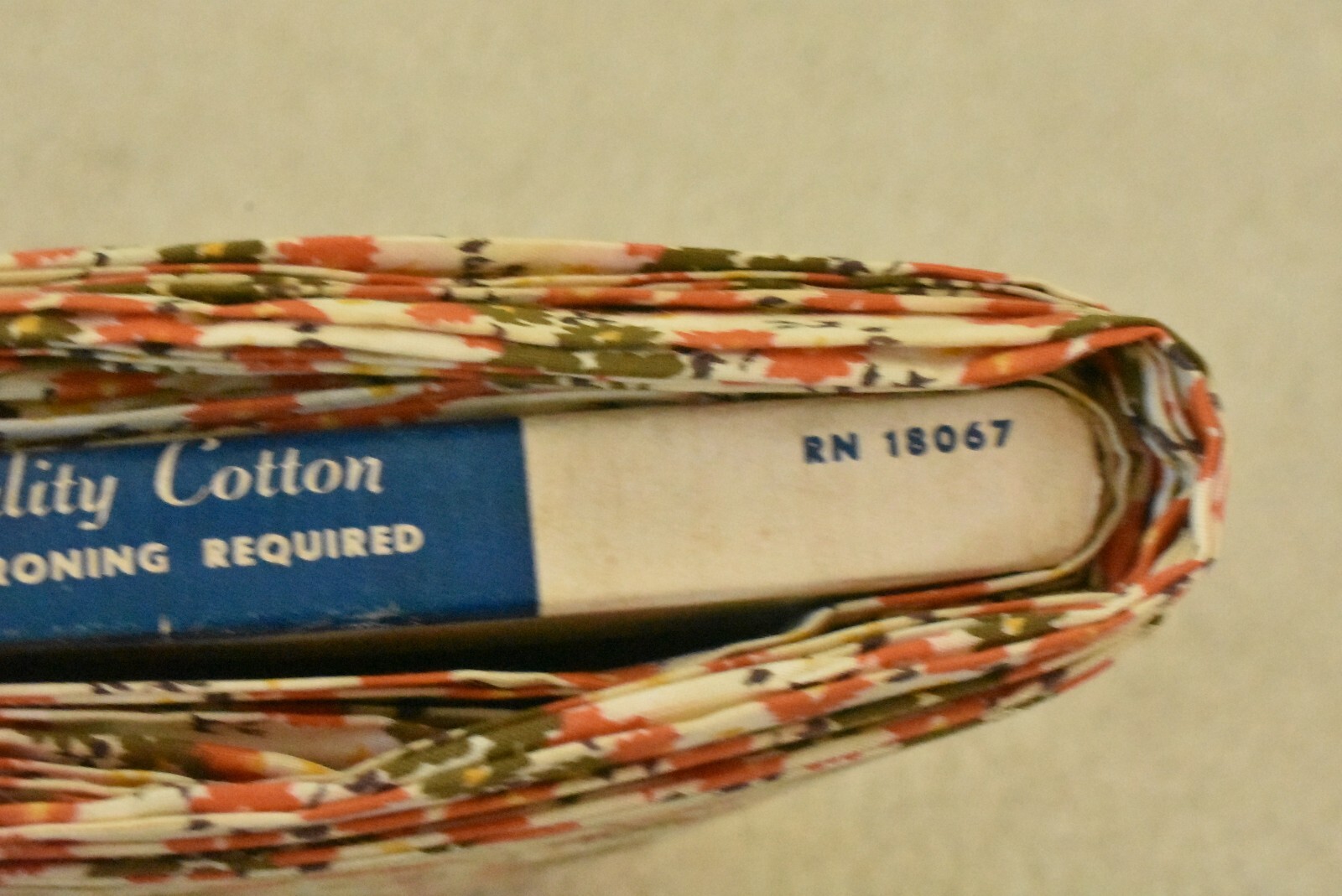 By 1/2 Yd, 35″ Wide, Vintage 1940’s-60’s, Orange &Olive Calico on Cream, B1690