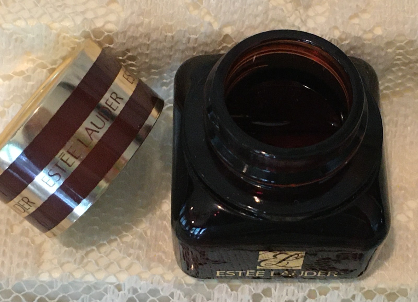 (8) Travel Size Face Cream Containers • EMPTY • REUSE • REFILL