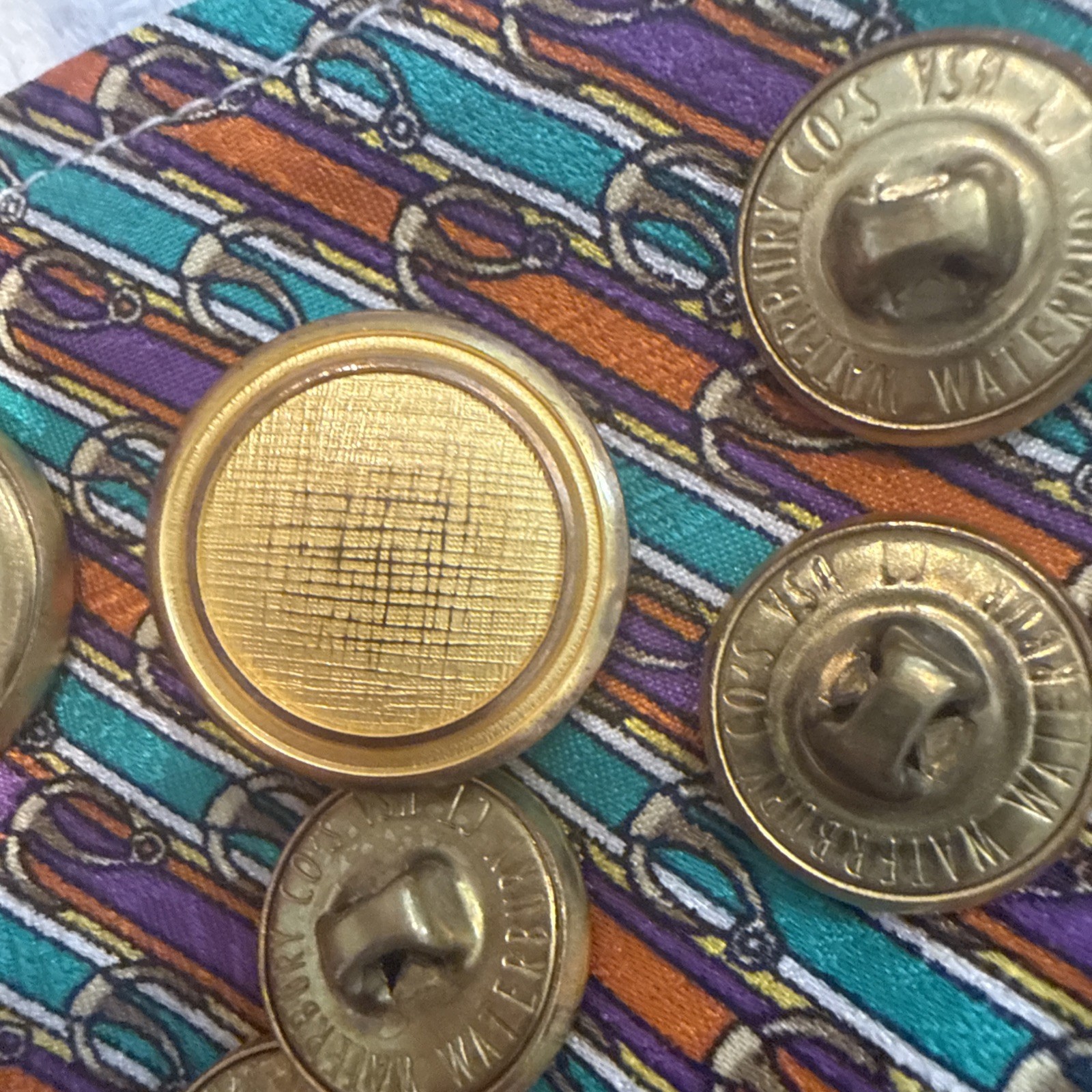 HSM WATERBURY metal brushed gold tone set 10 Blazer Replacement Buttons -RS26