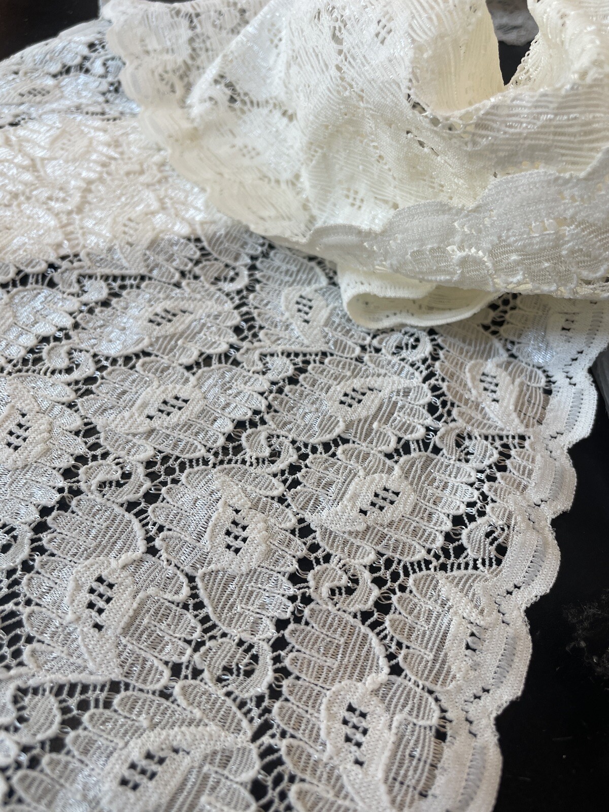 Ivory Doubled scalloped Shiny floral stretch trim lace 8″ w Per Yard sew craft