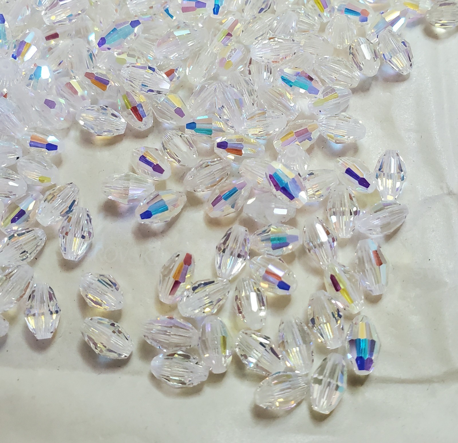 Swarovski 5200 7.5x5mm Oval beads Crystal AB (8pcs)