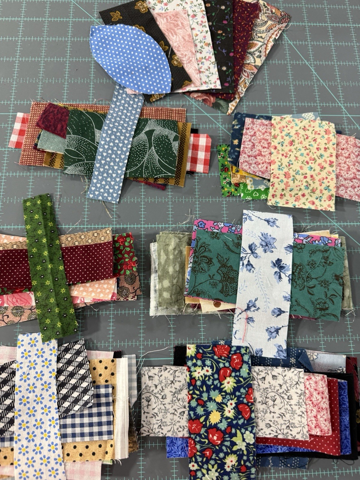 Fabric Scrap Lot Of 67 Pieces 1”-3”WIDE Crafts Quilting Vtg-now Length Varies