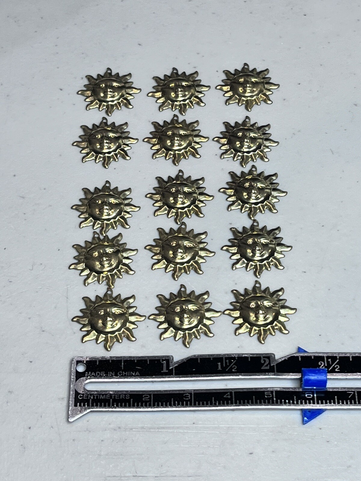 15 PCS Raw Brass Sunny Sun Face Charm Pendant 20mm Jewelry Craft Findings