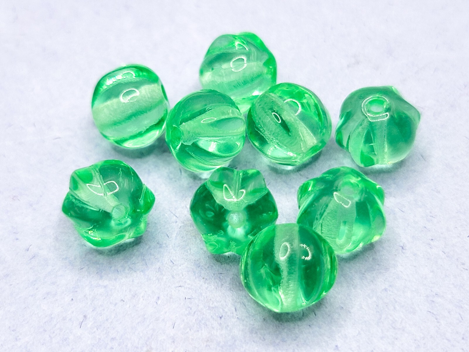 Green Melon Uranium Glass Beads Czech 5mm 7mm 10pcs