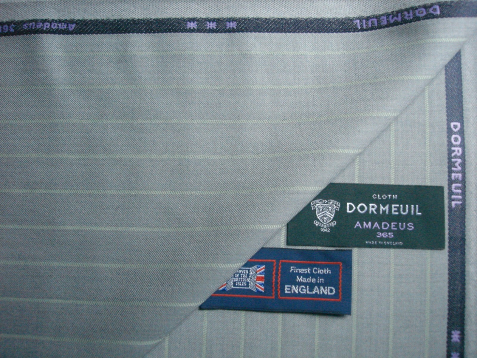 DORMEUIL 100% WOOL WORSTED SUITING FABRIC Amadeus 365 MADE IN ENGLAND – 1.0 m.