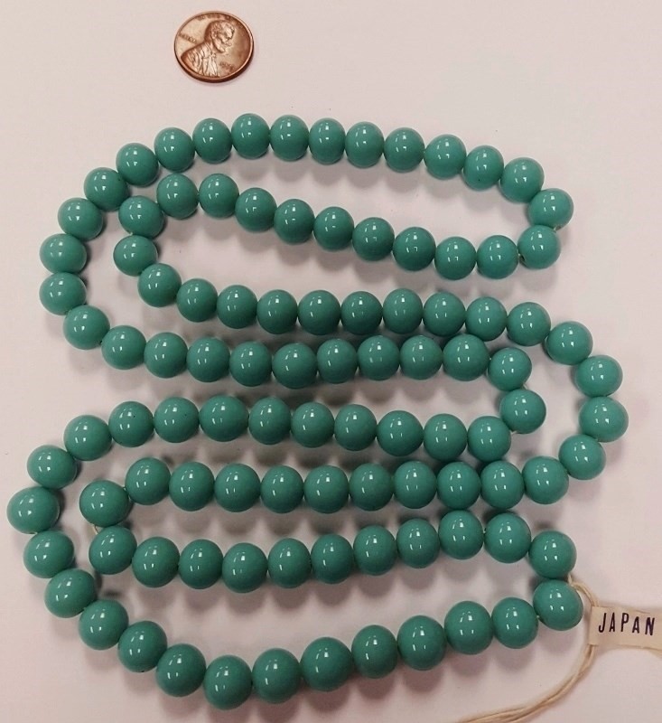 100 VINTAGE JAPANESE CHERRY BRAND GLASS GREEN TURQUOISE 10mm. ROUND BEADS 4686