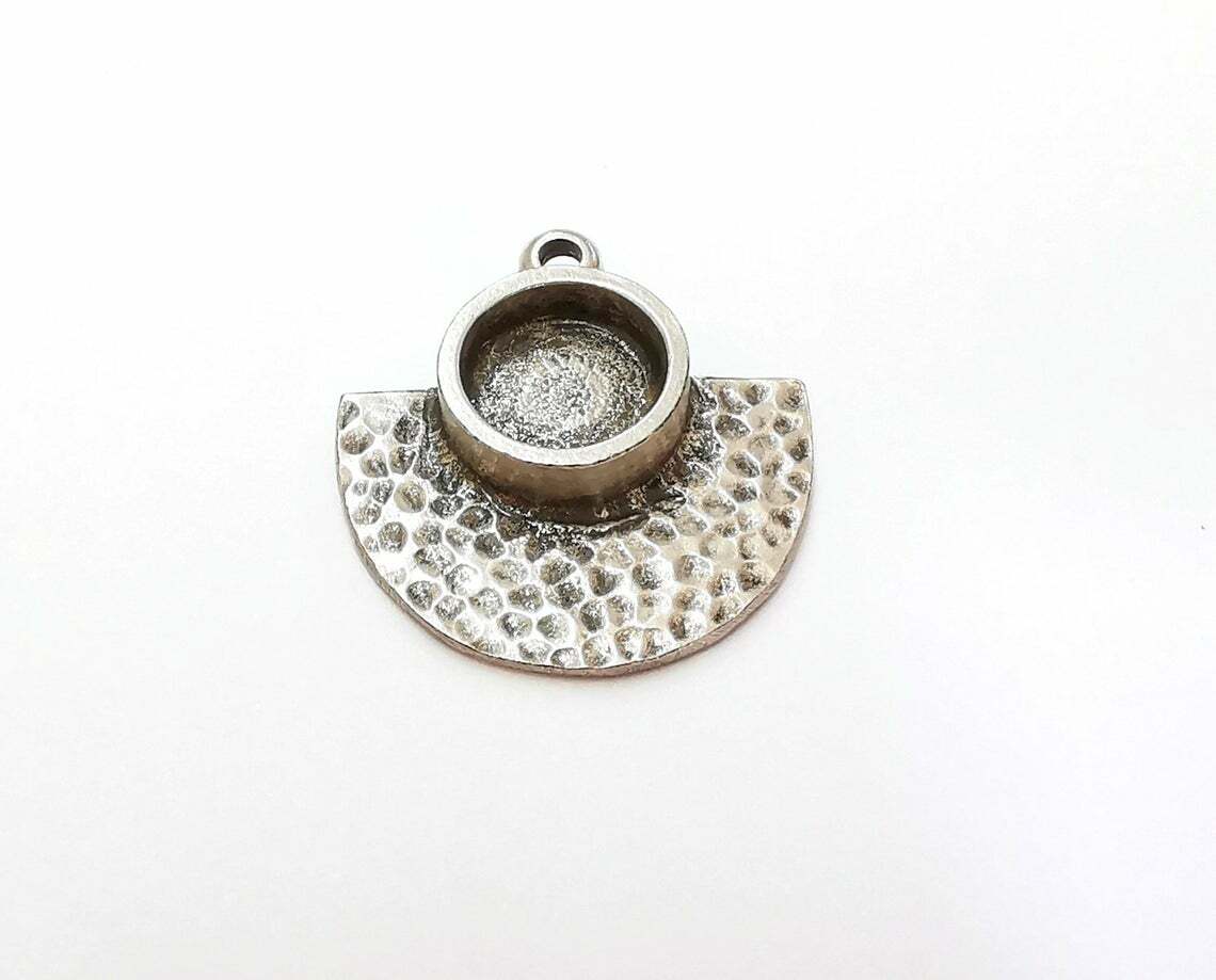 semi Circle Hammered Base Blank inlay Pendant Base Resin Antique silver G21570