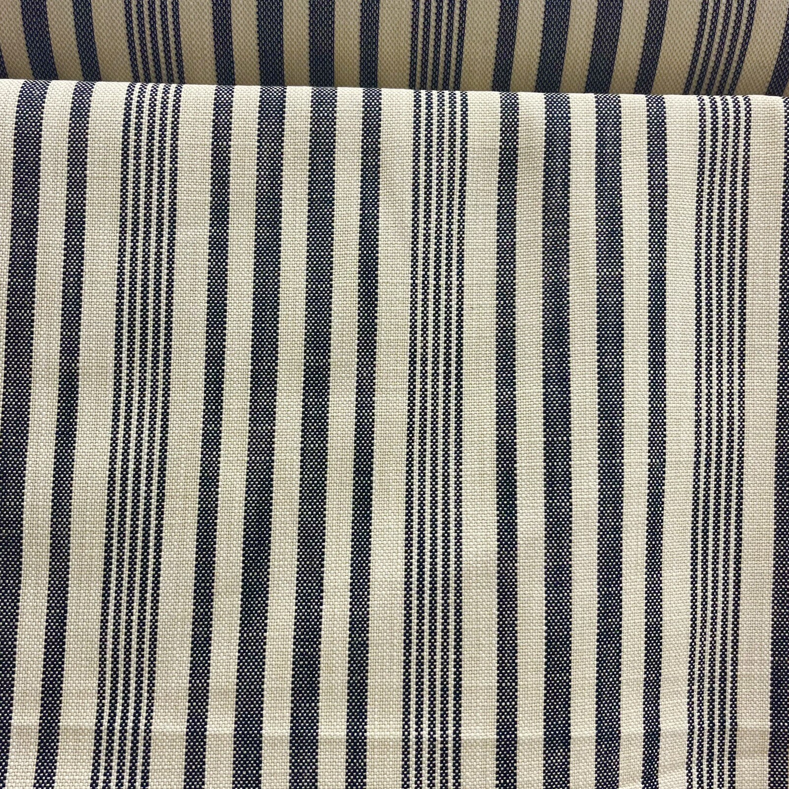 PERENNIALS INDOOR OUTDOOR UPHOLSTERY FABRIC PORTOFINO VARIEGATED STRIPE NAVY