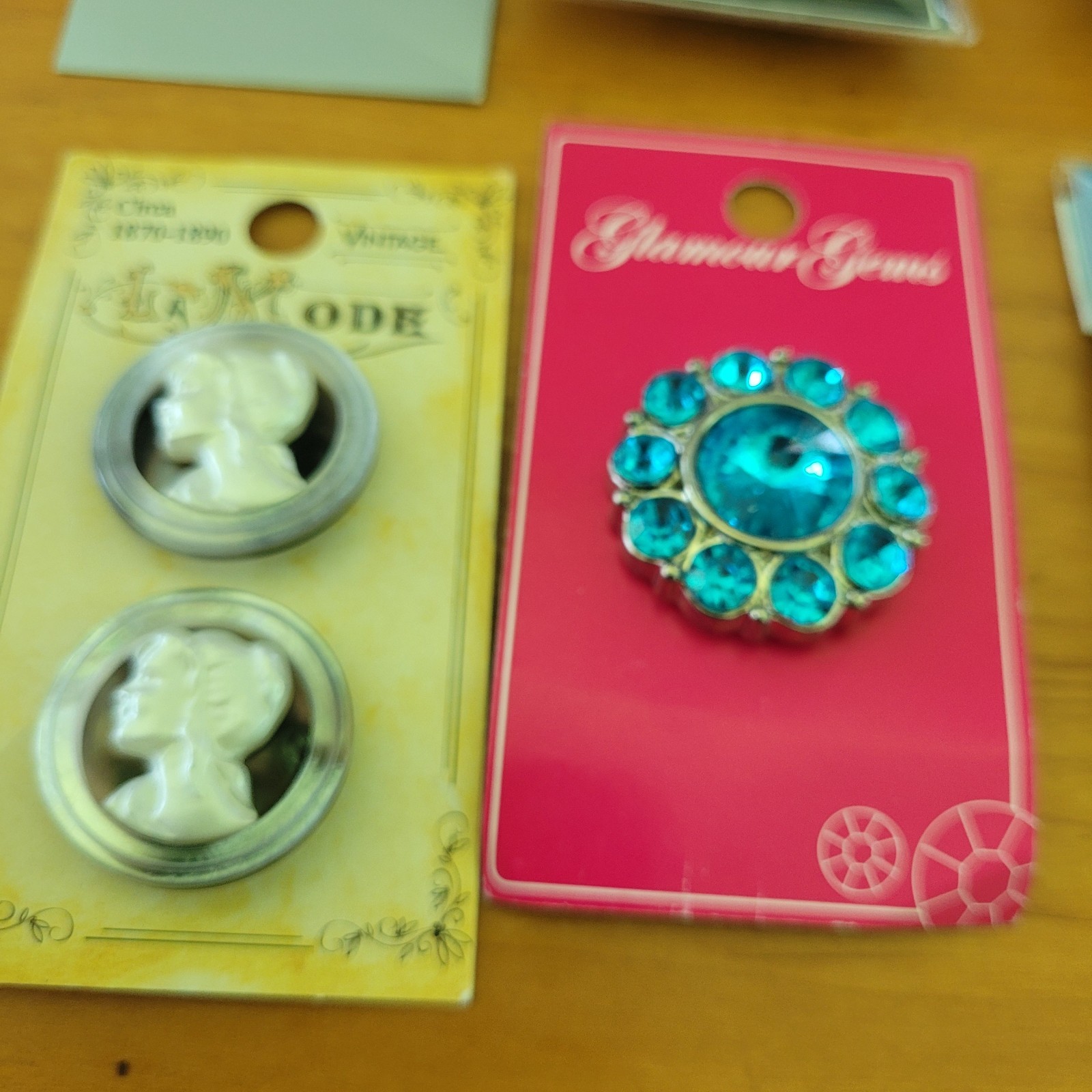 Vtg Craft Destash Lot Disney Buttons Cameos Flowers Charms 6pc