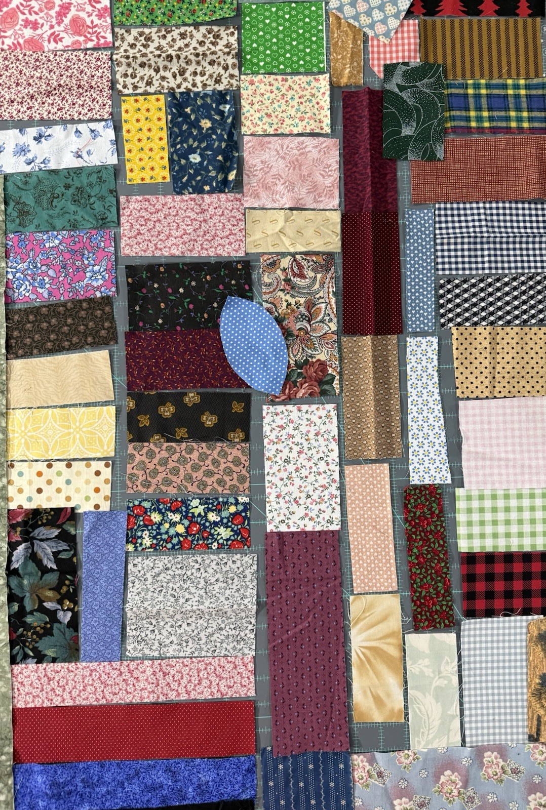 Fabric Scrap Lot Of 67 Pieces 1”-3”WIDE Crafts Quilting Vtg-now Length Varies