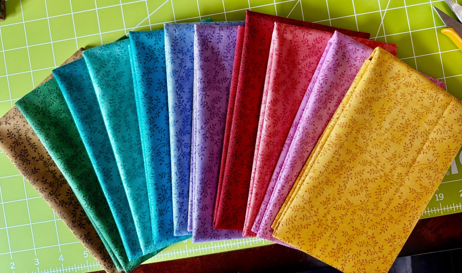 Tiny Vines Fat Quarter Bundle, 11 pc, 100% Cotton
