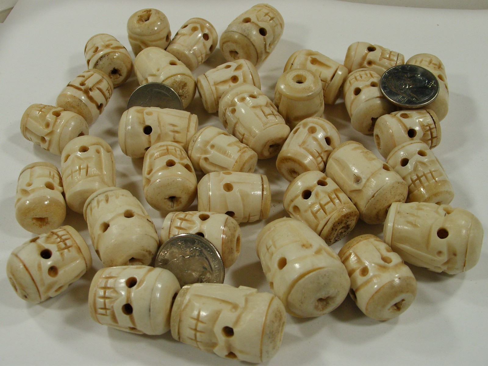 40 PCS Assorted Large India Handmade Water Buffalo Bone Skull Beads (PNKR-4)⭐