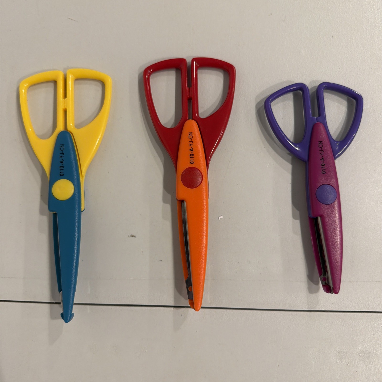 Art Skills Paper Edgers Scissors Decorative Edge 3-Pc Set for Paper