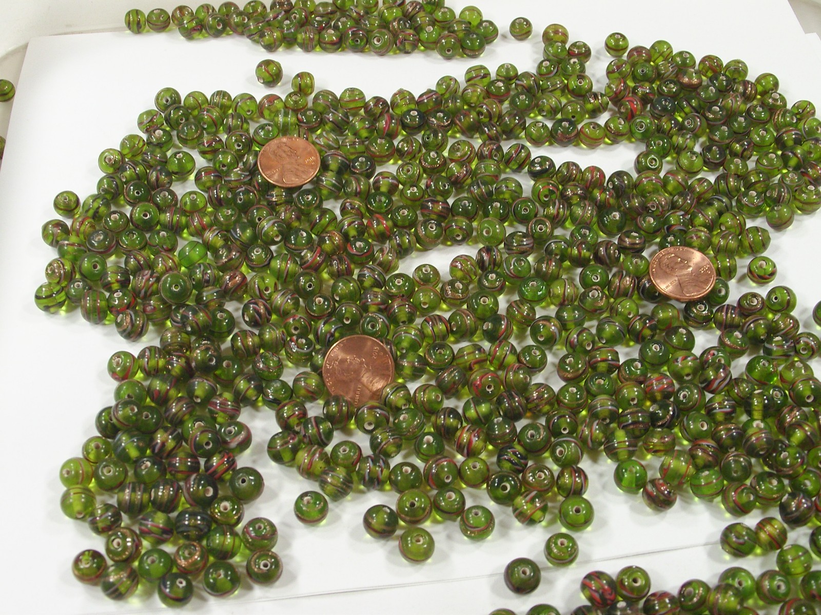 2 Pounds (8mm) Round Green Swirl India Handmade Glass Beads Wholesale (QOL-1) ⭐