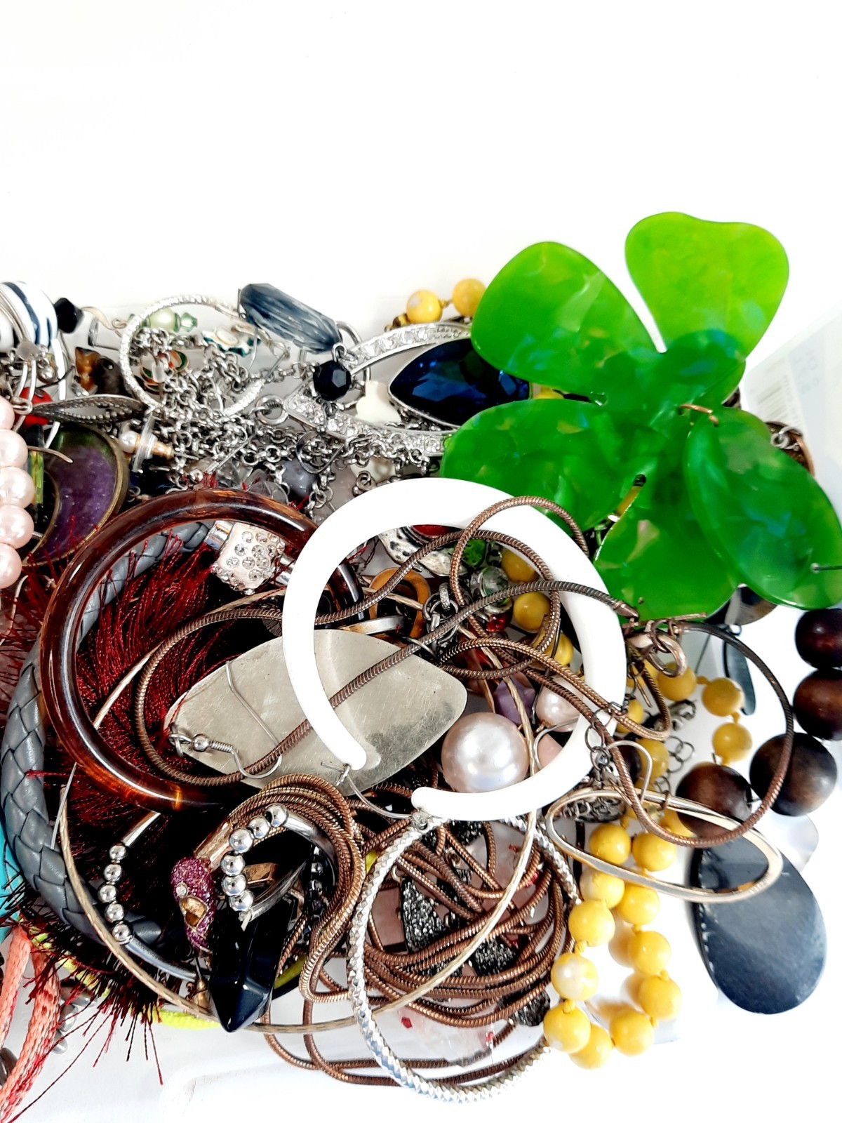2 Lbs Scrap Jewelry & Beads Jewelry Making Craft Lot Artisans Special Big Mix