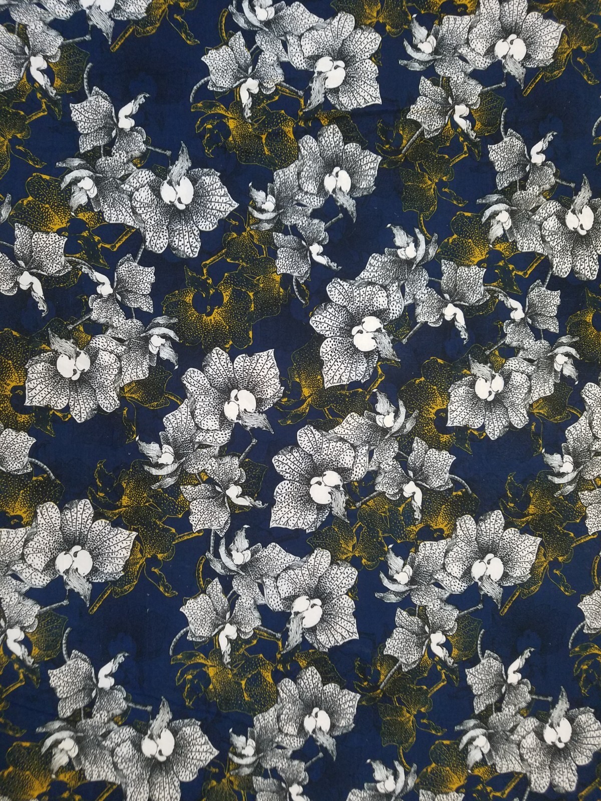 Navy floral Printed spandex stretchable Fabric wrinkle resistant 60” W Sold BTY