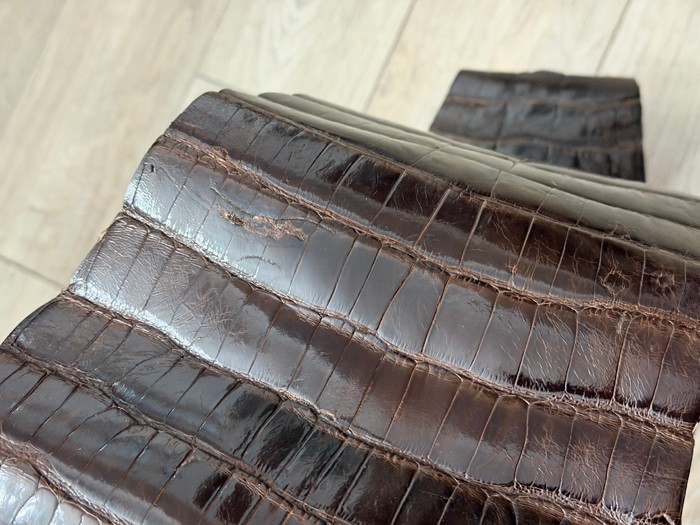 Brown Genuine Alligator Tail Hide Low Grade Leather Skin Gator Croc Belly 438A