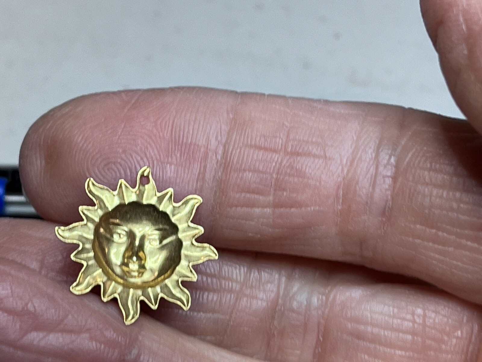 15 PCS Raw Brass Sunny Sun Face Charm Pendant 20mm Jewelry Craft Findings