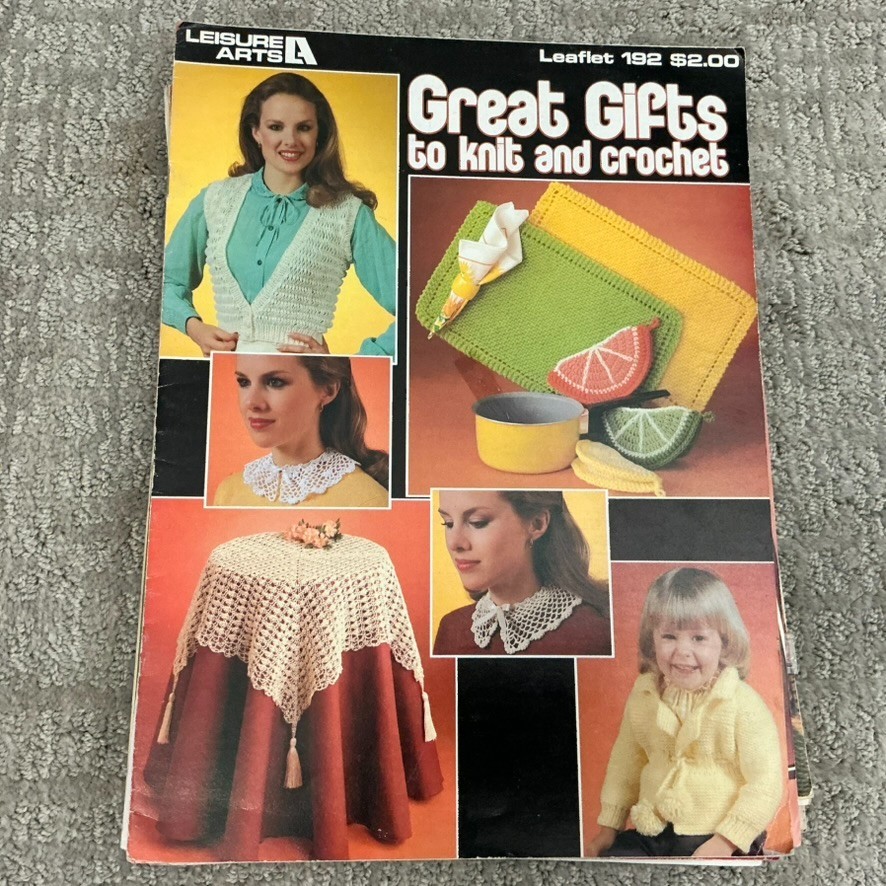 Lot 12 Vintage Knitting Crochet Craft Pattern Books Leisure Arts McCalls Lily