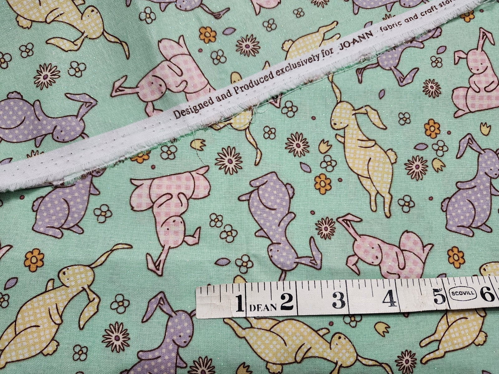 Lot (5) Less Than 1 Yard Cuts EASTER Patterns 27″-33″ Cotton Fabric