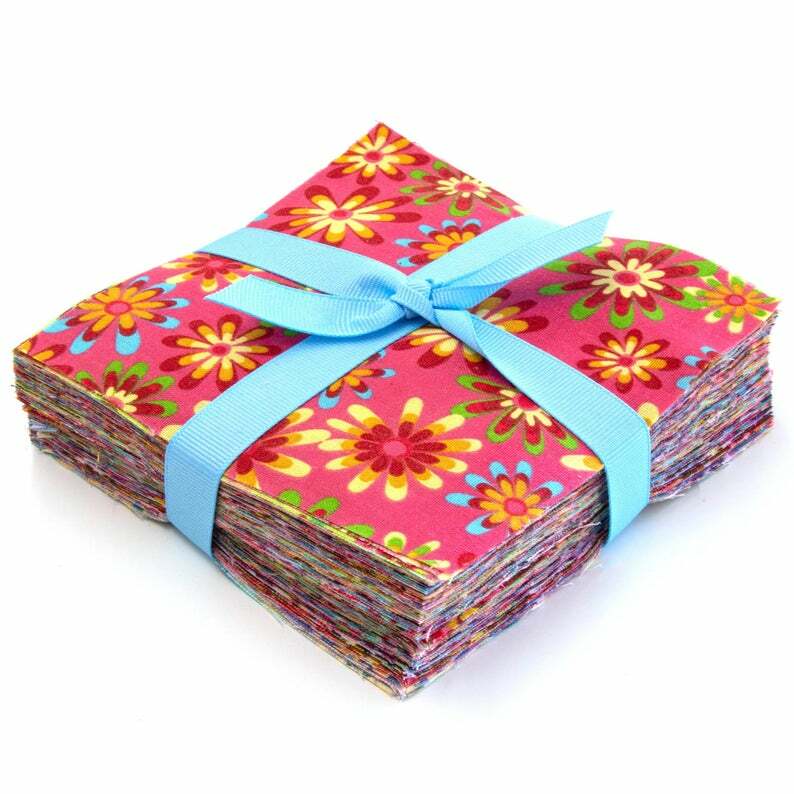 102 piece Crazy Daisy pre cut charm pack 5″ squares 100% cotton fabric quilt