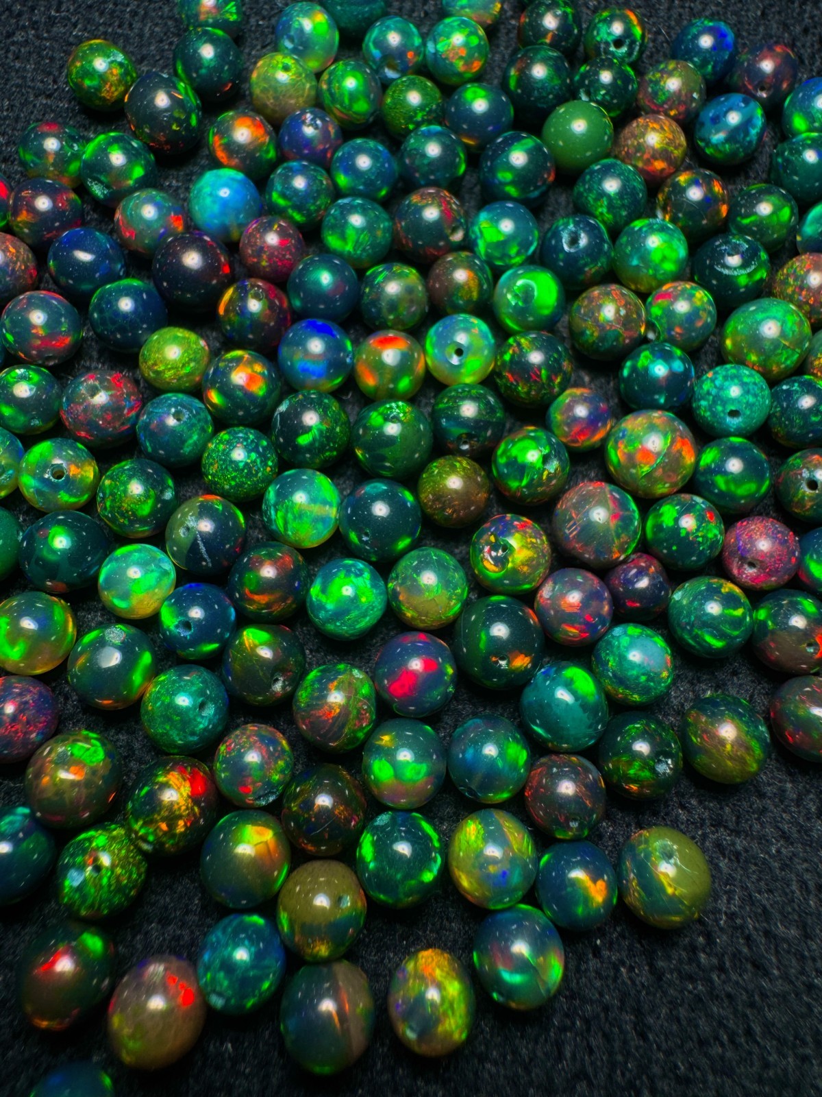 Black Ethiopian Opal Balls, 10 Pcs Lot Fire Beads Multicolor Flash (5-5.5) MM.