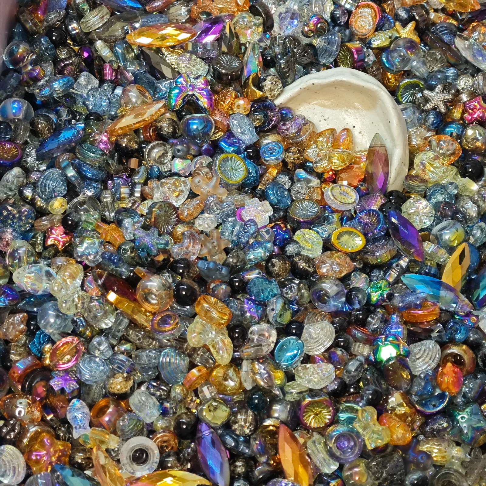 3.52oz Glass beads lot jewelry making mix variety bead supplies Read Description