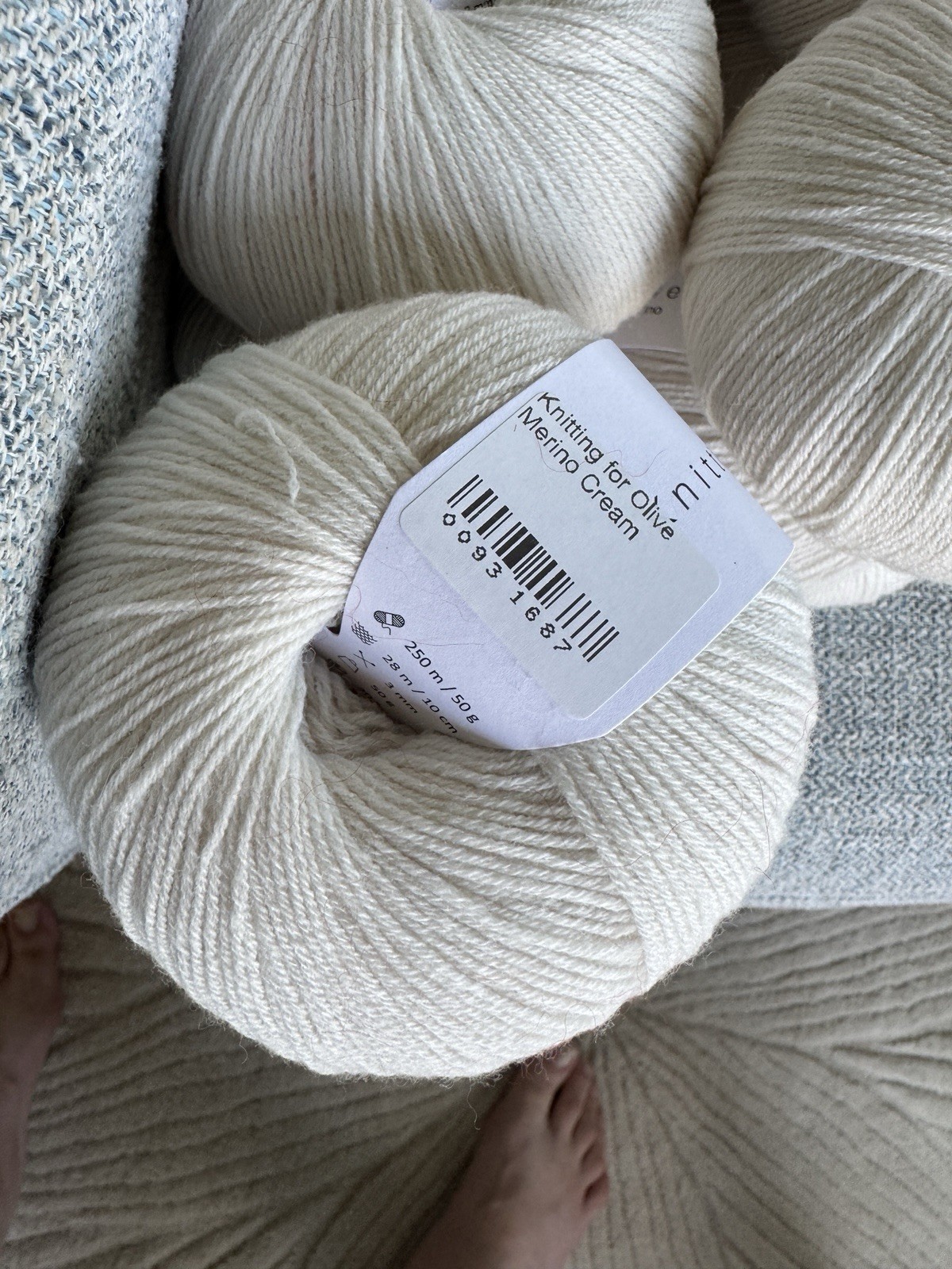 Knitting For Olive Merino Skeins (14) and Silk Mohair (9) Cream NEW