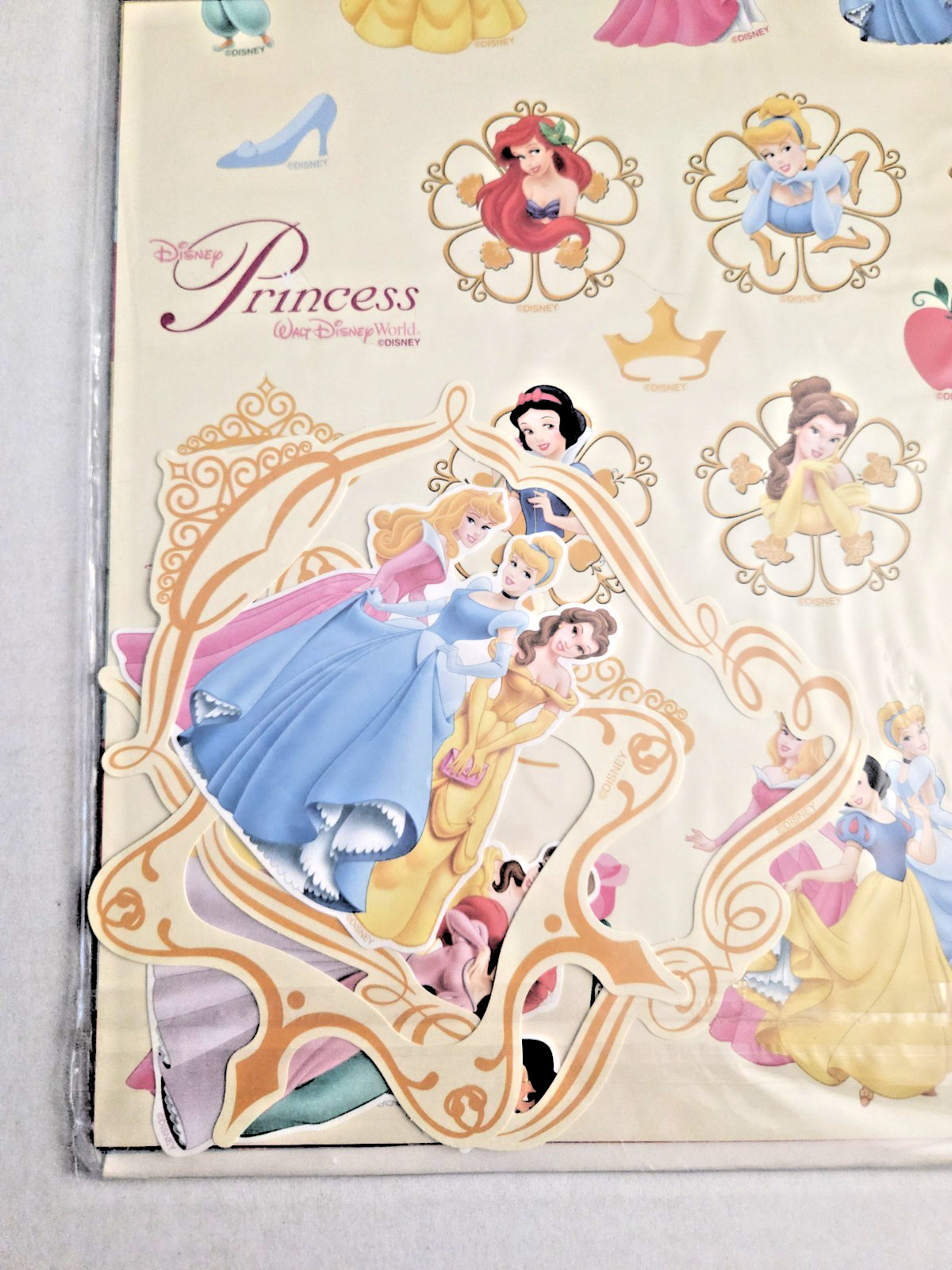 Sealed Disney Princess Create Magic 12×12 Scrapbook Kit Jasmine Ariel Snow White