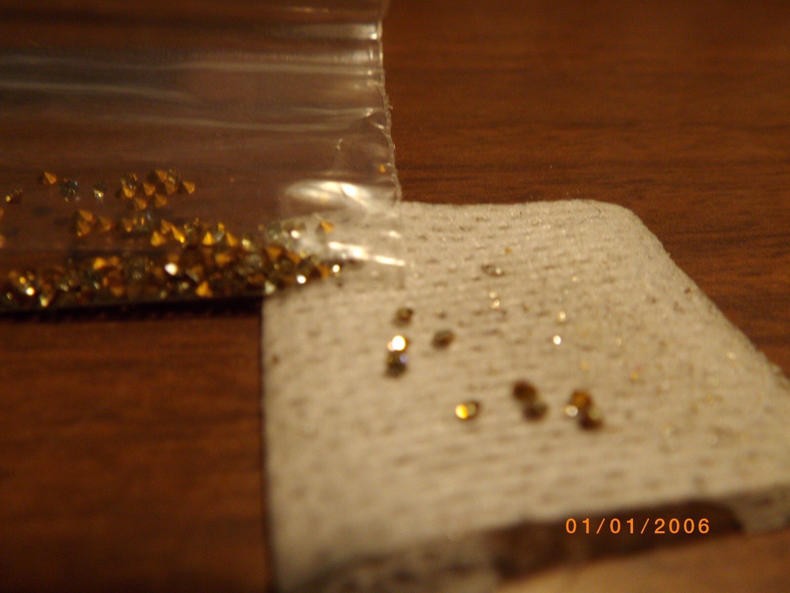 144- Jonquil 1mm/PP7/SS3 Loose Round Rhinestones