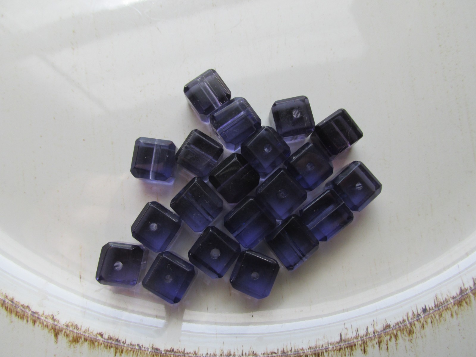 Vintage Glass Spacer Beads Faceted Violet Cube 10x10mm 38pcs