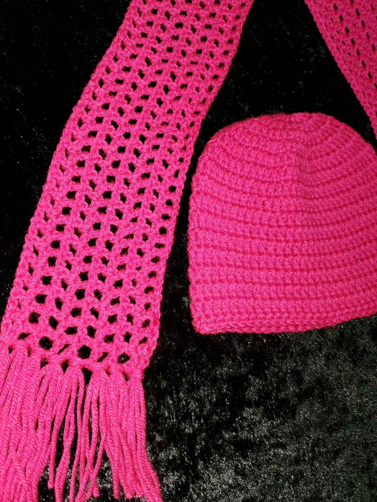 Adult Unisex Handmade Crochet Hat Beanie Scarf Set Hot Pink 20″ diameter