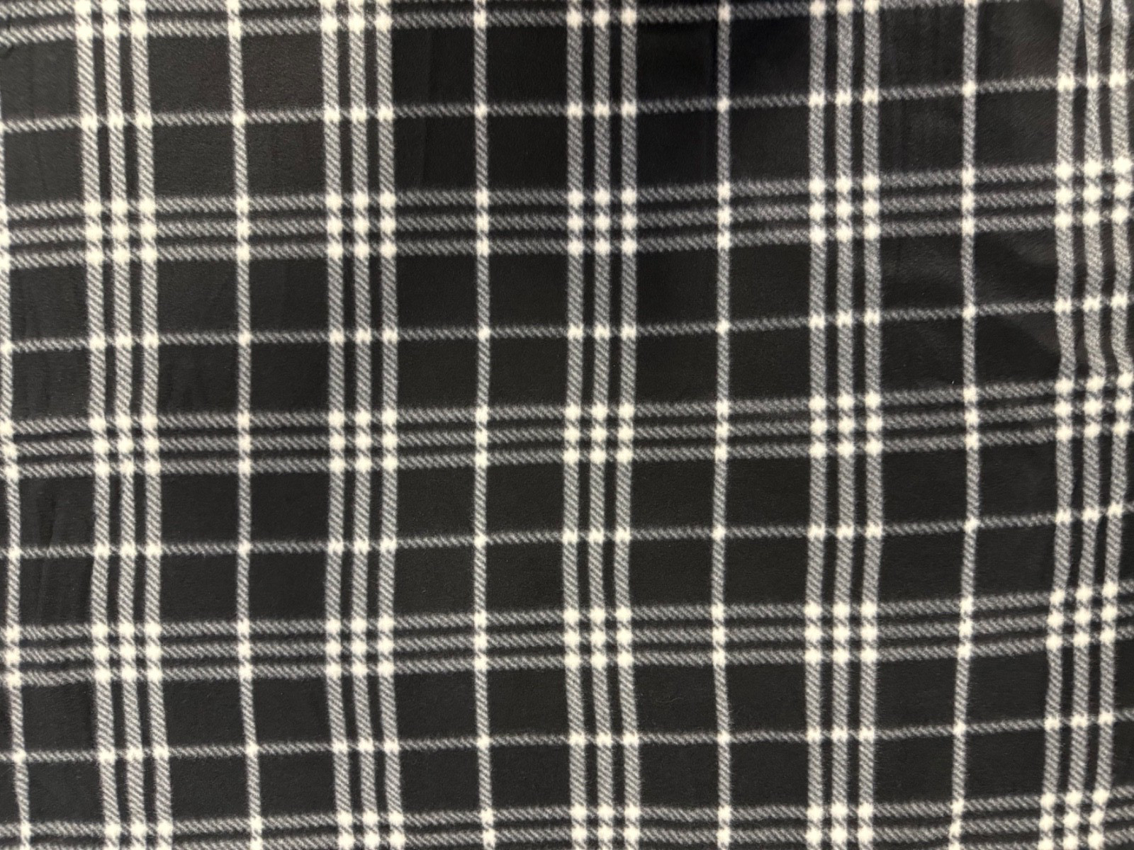 JOANNS BLIZZARD FLEECE 2 YARD PRECUTS BLACK PLAID & BLUE TIE DYE SOFT HAND NWT
