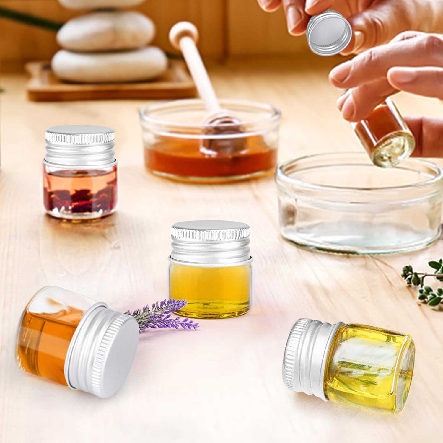 50 Pack,10ml Clear Glass Essential Oil Bottle,Empty Travel Glass Liquid Sampl…