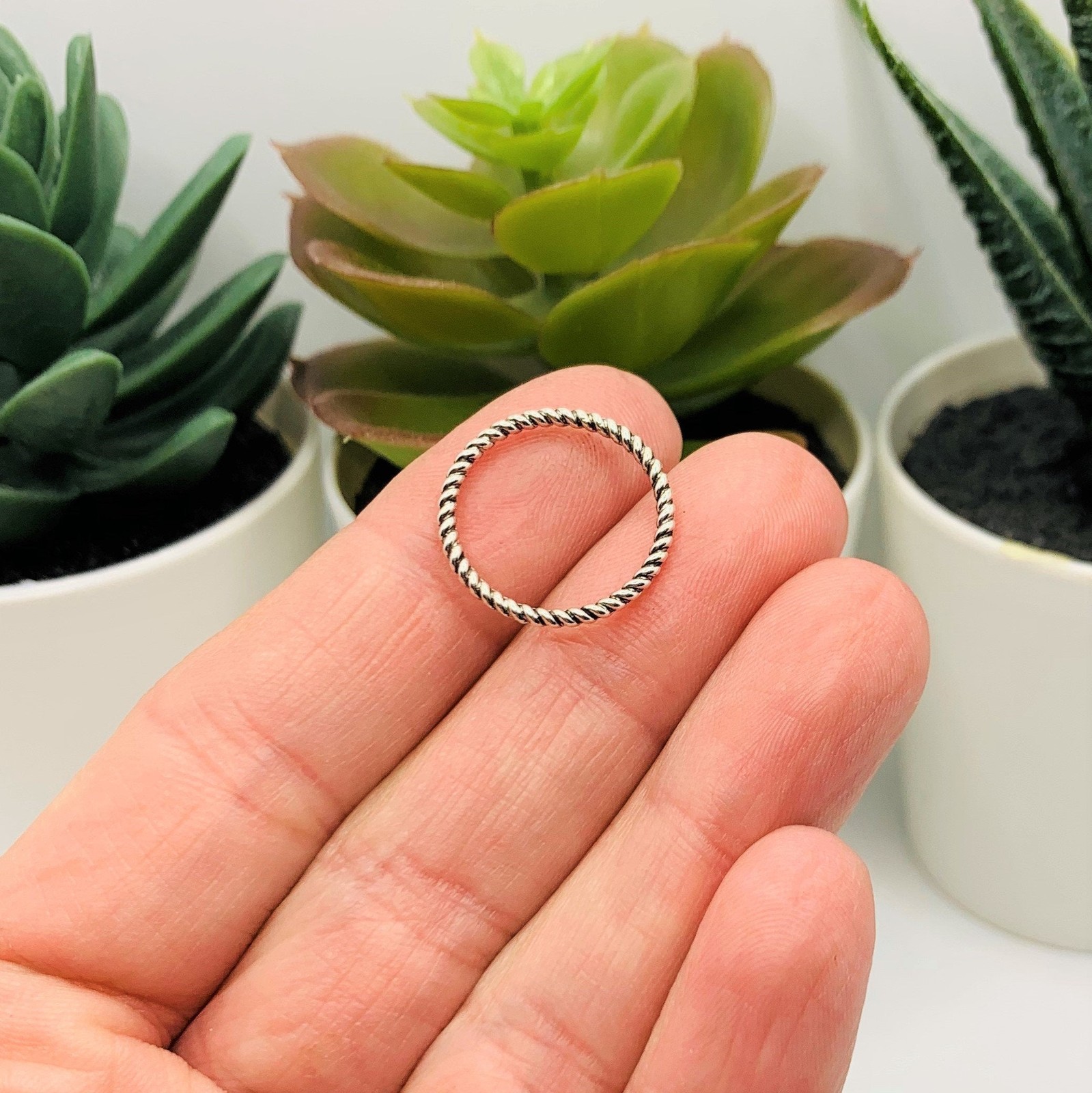 18mm, Silver Closed Decorative Connector Jump Rings – US Seller