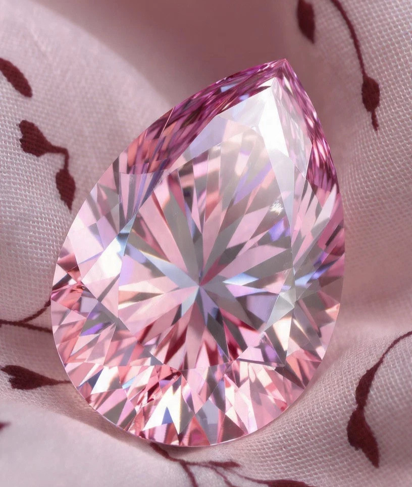 5 Ct Certified Lab Grown Diamond Pear Cut Pink Color D Grade VVS1