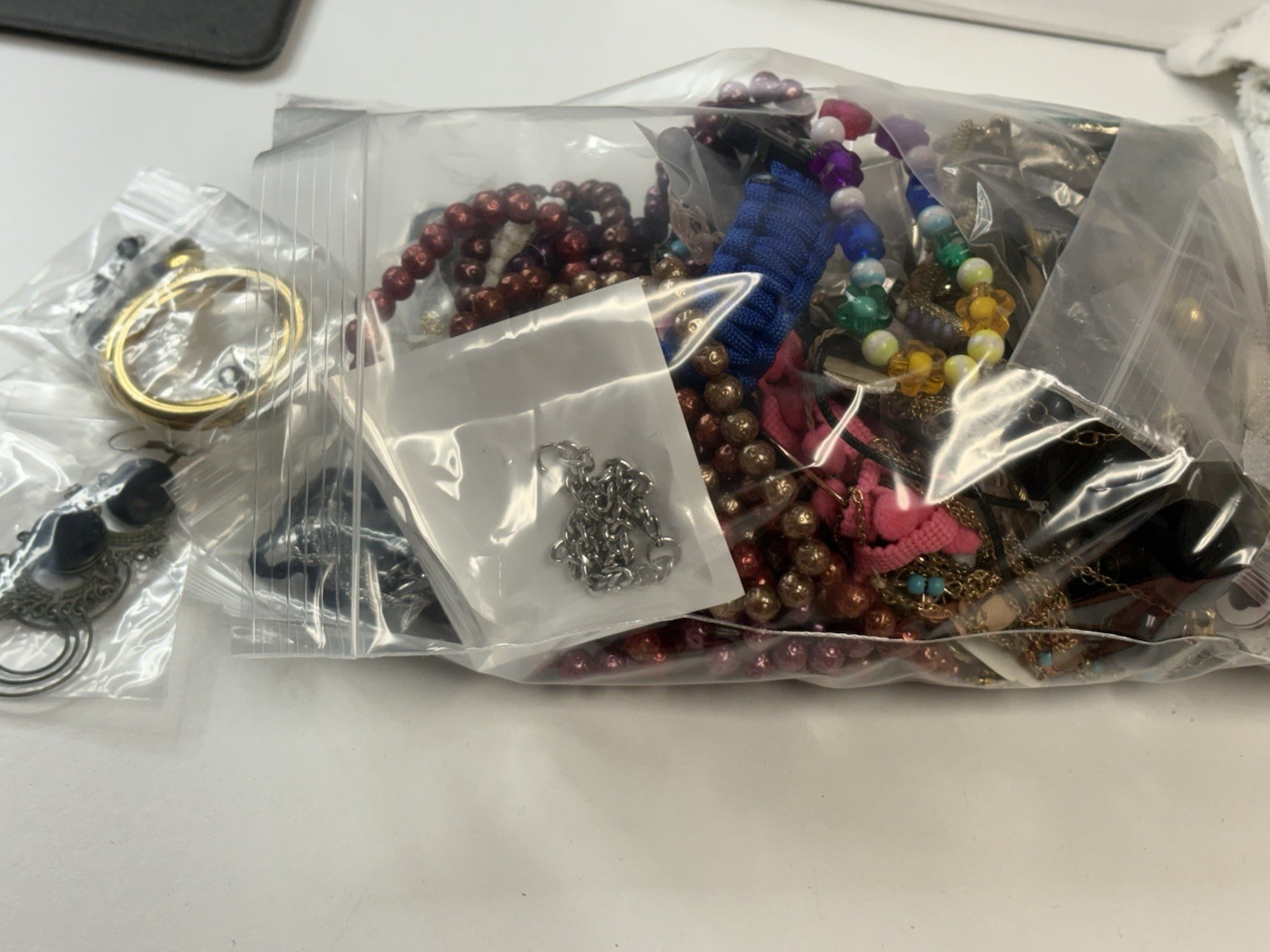 2 + Pounds Jewelry ~ UNSEARCHED ~ STORAGE UNIT FINDS ~ READ DESCRIPTION