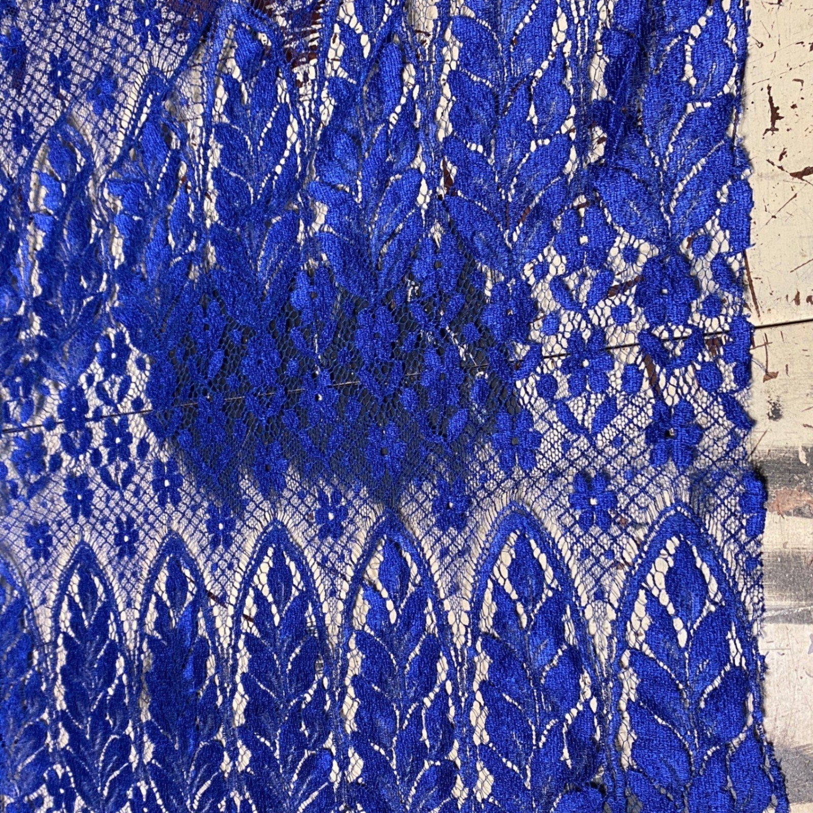 Darquer Calais French Chantilly Lace Vtg 70s 80s Royal Blue Floral 58″ x 116″