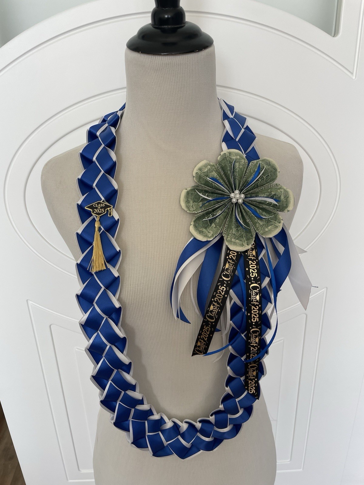 Class Of 2025 PIN AVAILABLE Hawaii Money Lei-Graduation. $8 cash Back value!