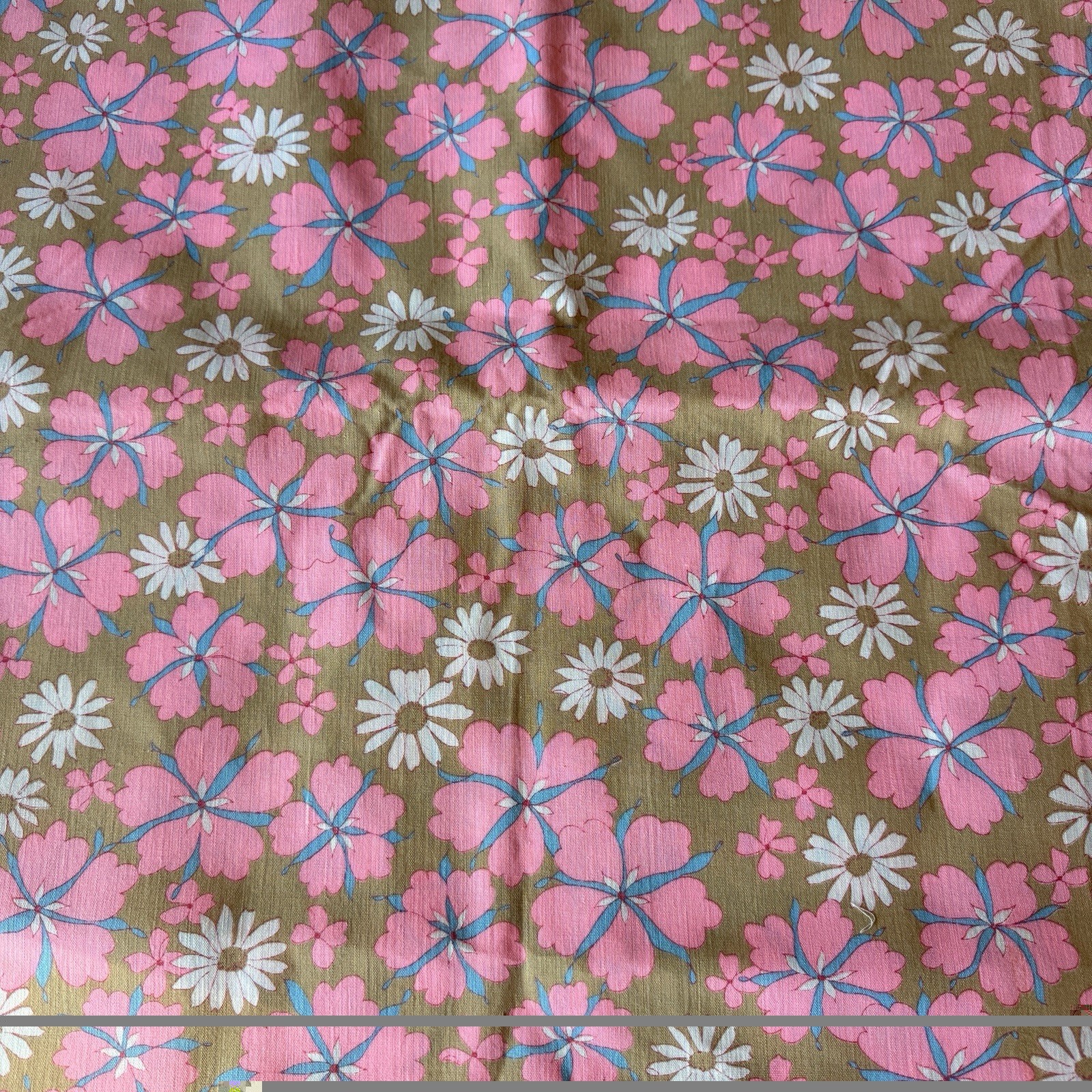 Retro Mod- Daisy Groovy Floral Blend Fabric Pink Brown Teal 5 Yds x 46