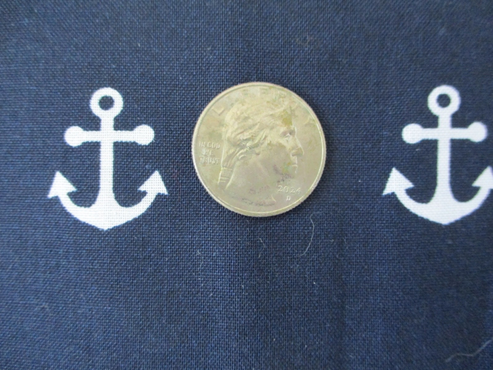*FABRIC: Nautical Anchor Fabric Navy or White BTHY Cotton Quilt Craft Sew (F29)