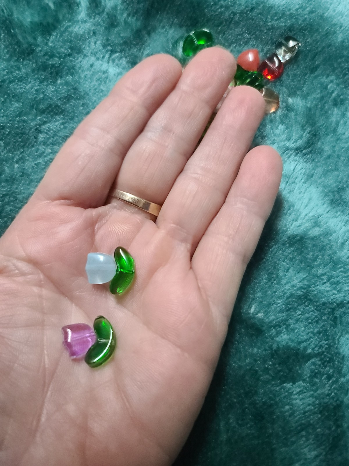 40pcs Glass Tulip Beads Mixed Colours 20 Pairs-Holiday Jewelry Craft Supplies