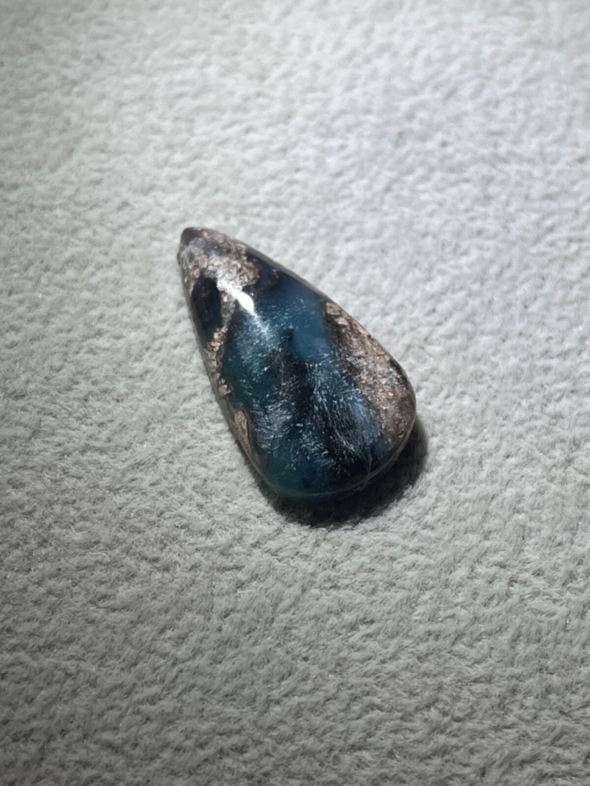 Needles Blue Agate 13.1 Cab in Rhyolite Porphyry Pear tear drop Blue Danube , AZ