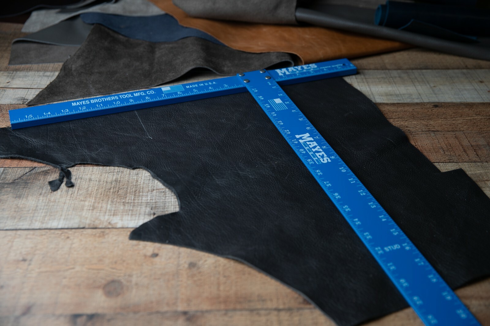 Premium Italian Cowhide Leather Scraps upholstery — X Large Size Pieces 12″x18
