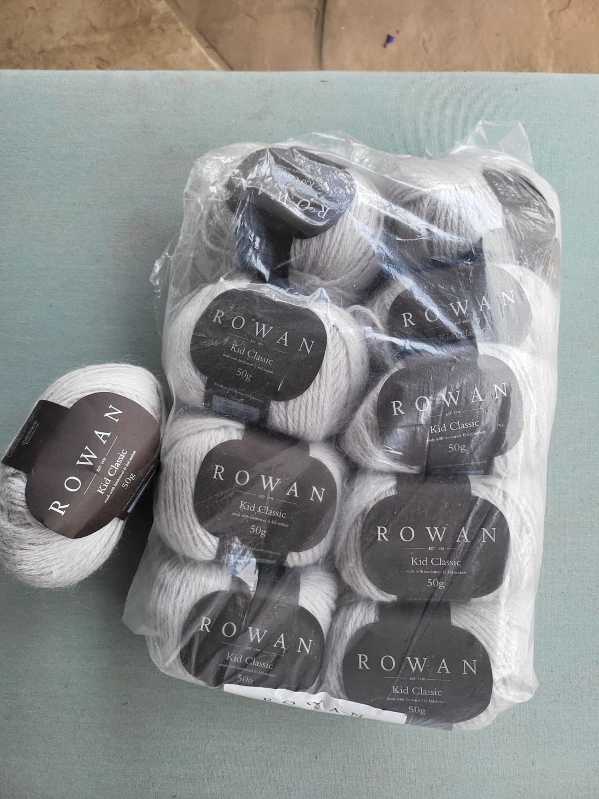 Lot of 10 Skeins ROWAN Kid Classic knitting yarn 50g (lambswool, kid mohair)