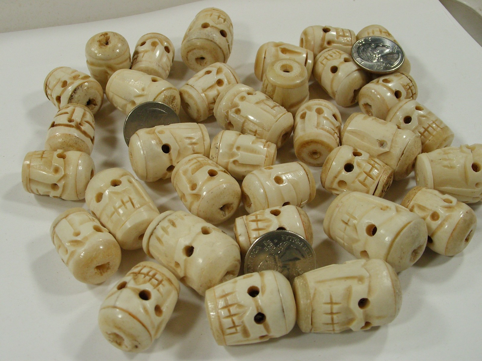 40 PCS Assorted Large India Handmade Water Buffalo Bone Skull Beads (PNKR-4)⭐