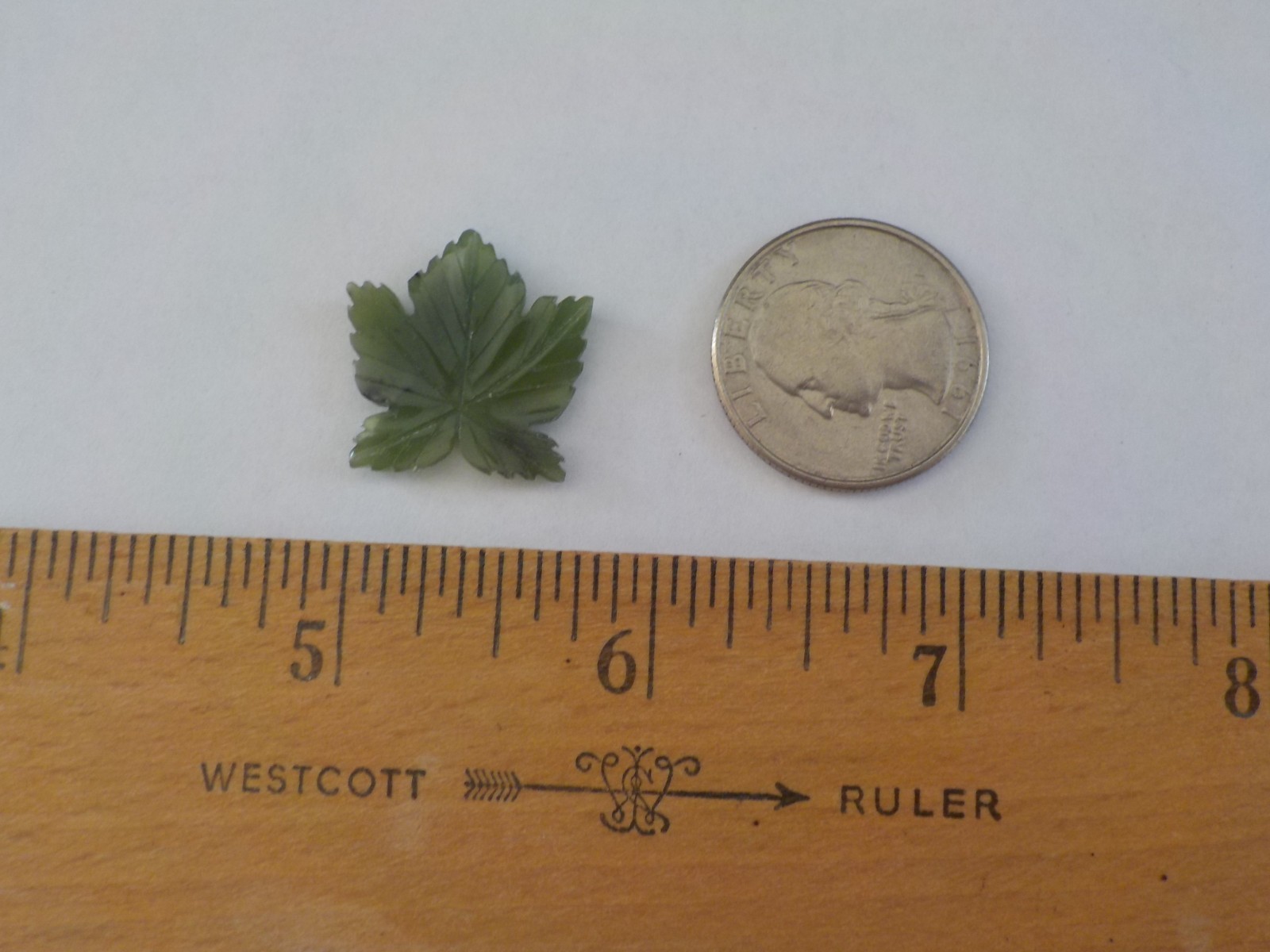 Geen Stone Leaf No Holes Flat Back (5/16″) Total 5 Craft Jewelry Making Supply
