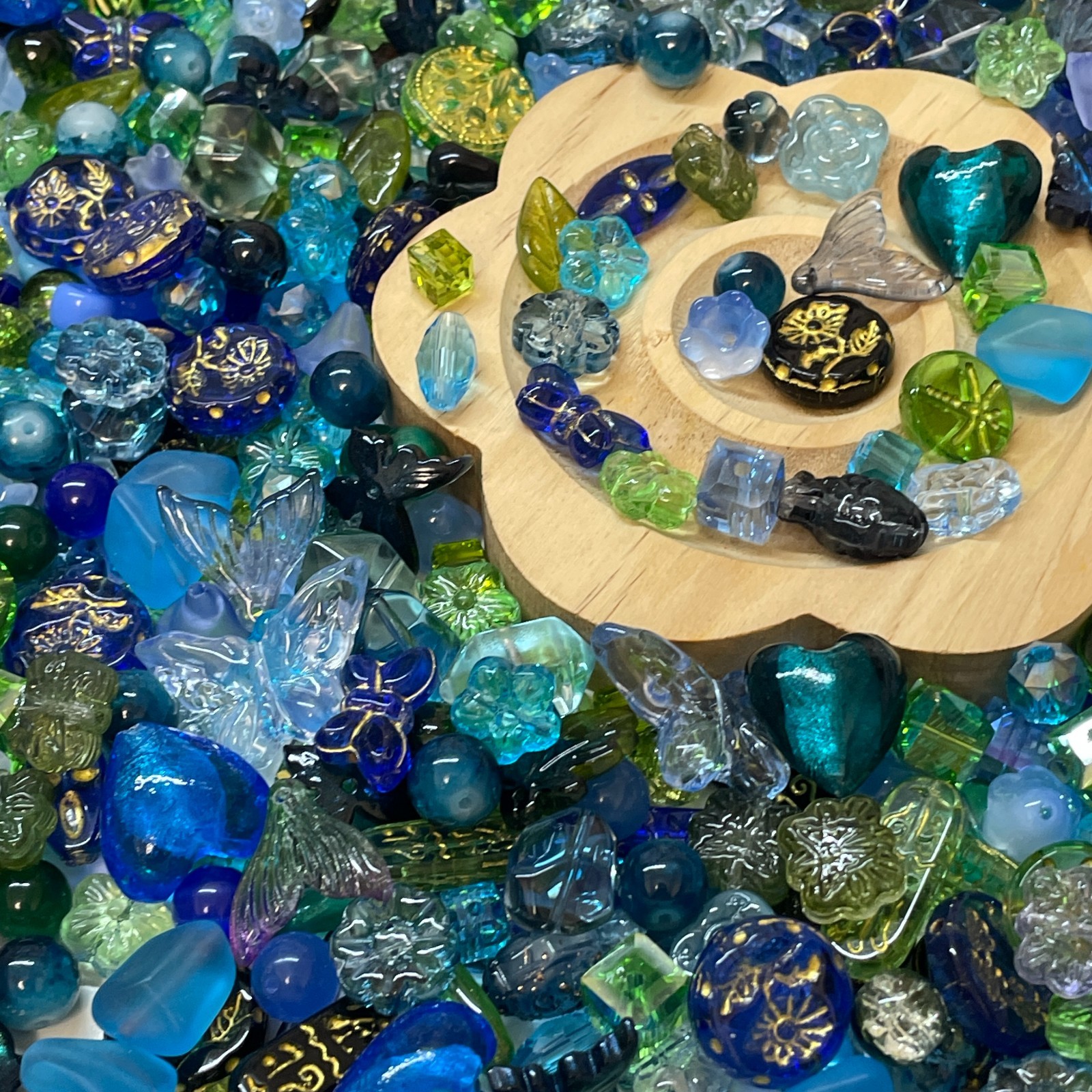 100g Handmade Glass Beads for Jewelry Making – 200 Mixed Styles Assortment